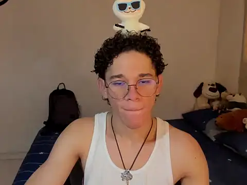 Tom Blues online show from October 24, 1:24 pm