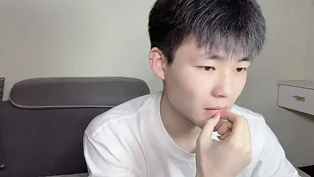 xiaoyang5200 online show from October 31, 2:42 pm