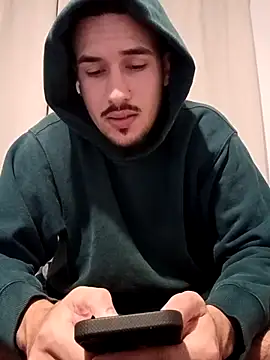 Jadriel23 online show from October 13, 1:11 am