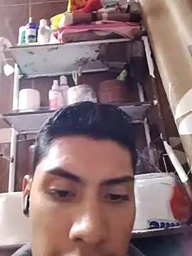 aispuro8505 online show from October 9, 7:24 am