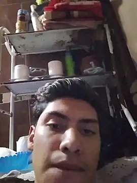 aispuro8505 online show from April 9, 7:47 am