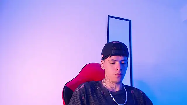 Anhonymus  online show from September 20, 4:01 am