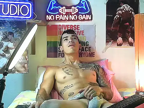 Strongcockfitness online show from September 27, 12:30 am