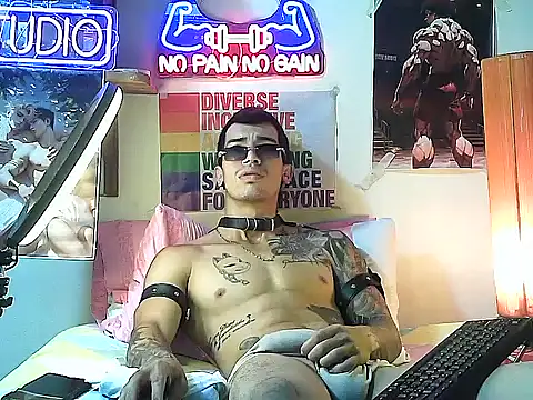 Strongcockfitness online show from September 17, 11:39 pm