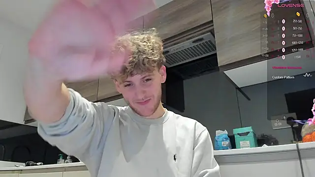 DominantAlex18 online show from November 25, 9:22 am