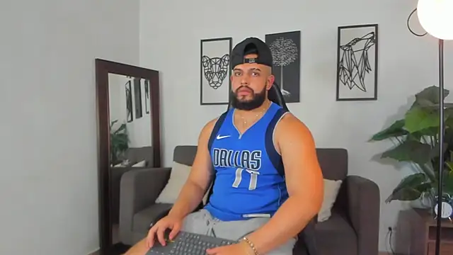 Justin kingX7 online show from April 16, 4:01 am