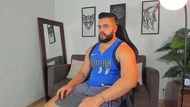 Justin kingX7 online show from April 10, 4:08 am