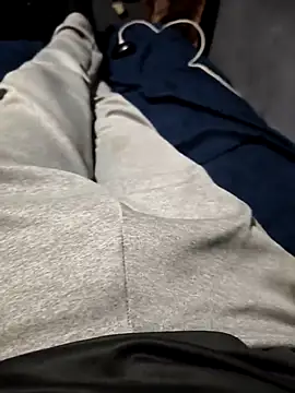 Aaia93 online show from November 14, 5:21 am