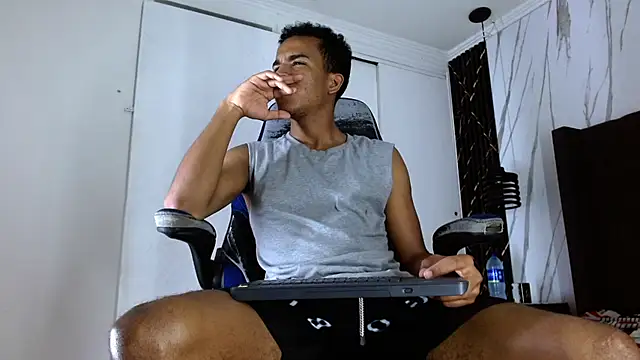 aston xvera online show from October 28, 3:20 am