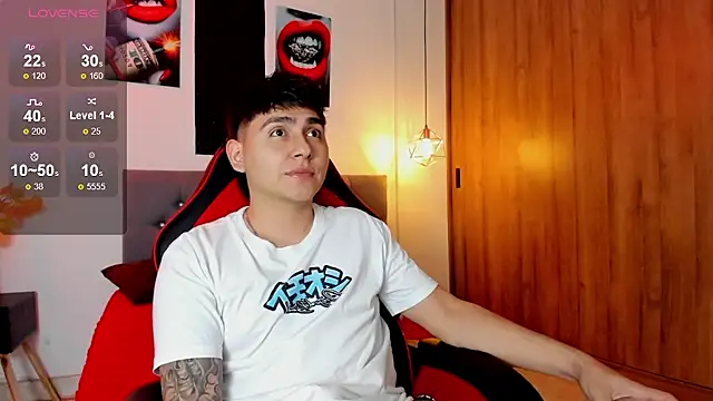 Nicolas James Sc online show from January 15, 1:47 pm