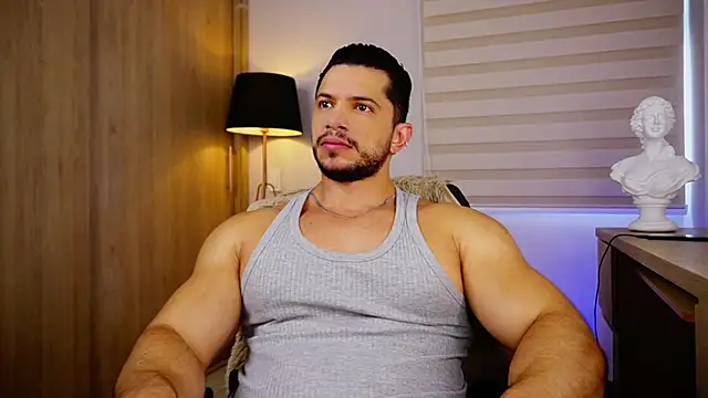 Erick Thompsonx online show from April 11, 6:44 pm