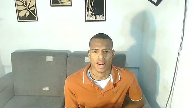 criss zuri online show from September 15, 11:33 am