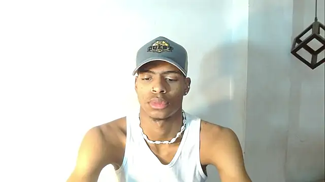 criss zuri online show from October 17, 11:58 am