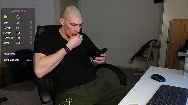 Ryan Dozer online show from January 11, 7:01 am