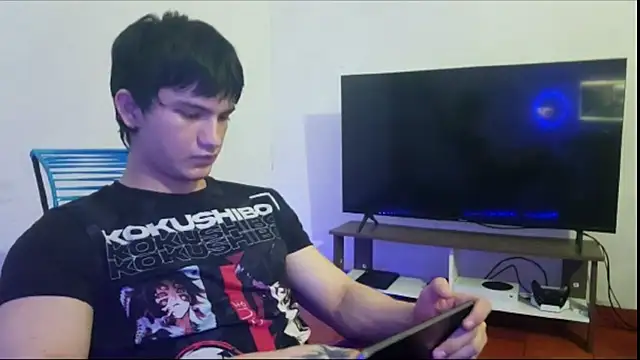 ErickWalton online show from October 29, 7:33 am