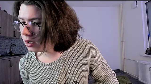 Derek Shameless online show from February 16, 6:28 pm