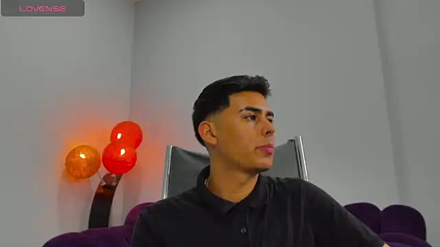 Matthewlodge online show from November 27, 4:21 pm