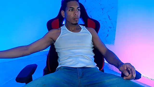 lorian vikel online show from October 26, 9:17 pm