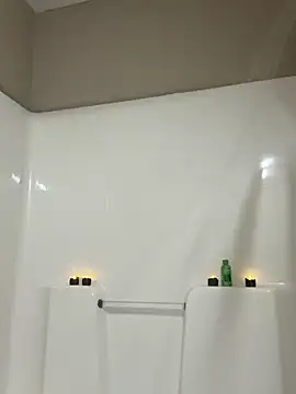 XxxLazerOfTheLakexxX online show from October 2, 6:45 pm