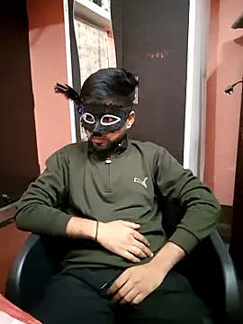 soniriyaa010101 online show from February 7, 2:56 pm