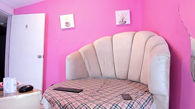 kingmaverickx online show from October 28, 12:07 pm