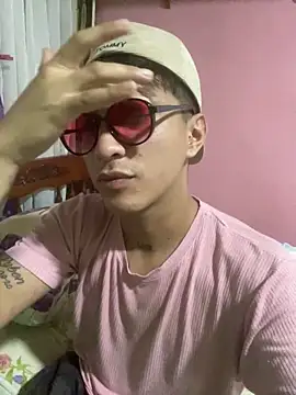 Ismaa  98 online show from October 17, 8:02 pm