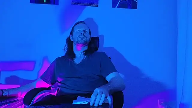 AlbinoAdonis online show from September 25, 12:42 am