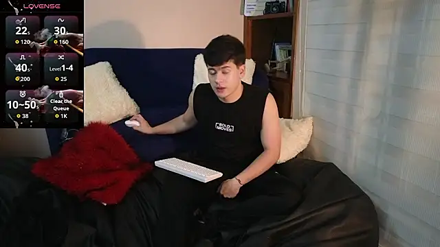 tightncuteass online show from February 24, 3:07 am