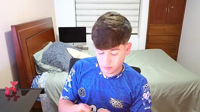 tightncuteass online show from October 29, 2:03 am