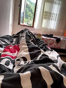 LAZ3R1 online show from October 5, 6:17 am