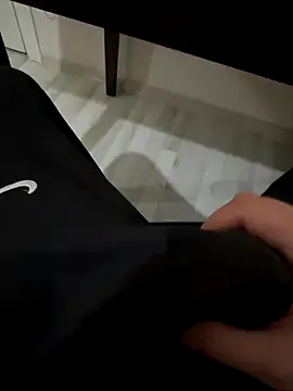 LAZ3R1 online show from November 23, 9:59 pm