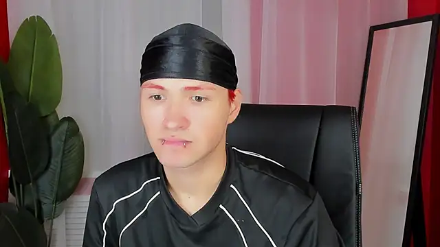 JonnyDarka online show from November 12, 10:54 am