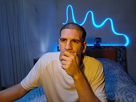 ObeyLust online show from November 17, 7:11 am