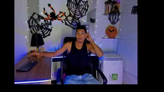 xxKamadevaxx online show from October 16, 12:24 pm