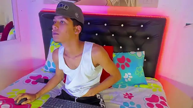 xxKamadevaxx online show from September 26, 12:36 pm