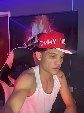 EL VENEZOLANO 22CM online show from May 23, 5:46 am