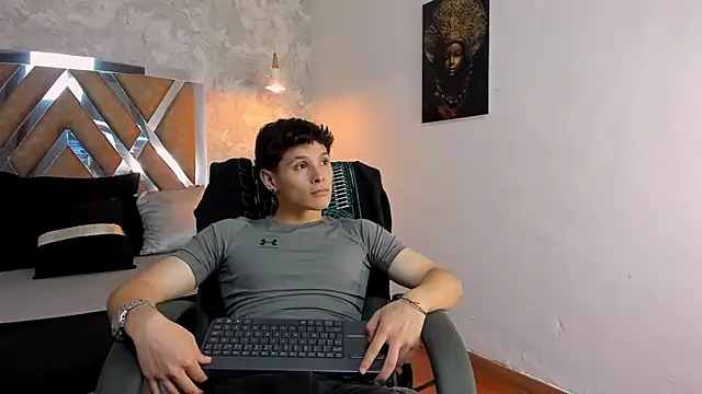 kraven lust online show from November 9, 3:32 am