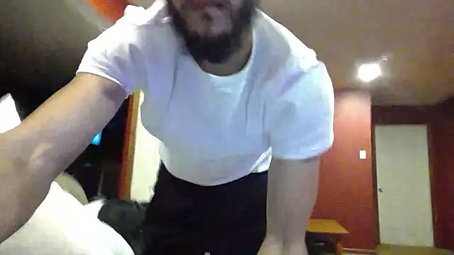 kinkyteenjt online show from December 3, 7:31 pm