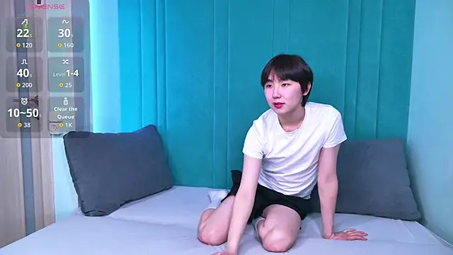 HeejinWang online show from March 11, 3:30 pm