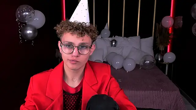 NathanCurl online show from October 21, 7:33 am