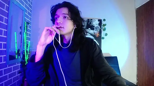 Jack alvarez19 online show from December 2, 5:32 am