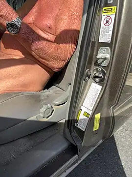 Nataku10 online show from February 14, 8:15 pm