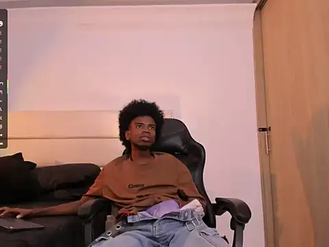 AllexJacob online show from November 5, 2:08 pm