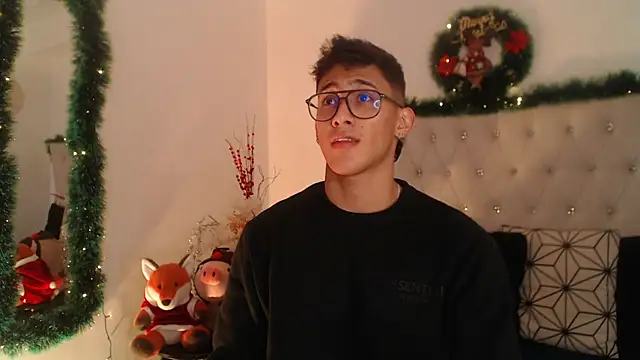 SalvadorFit online show from December 15, 8:39 pm