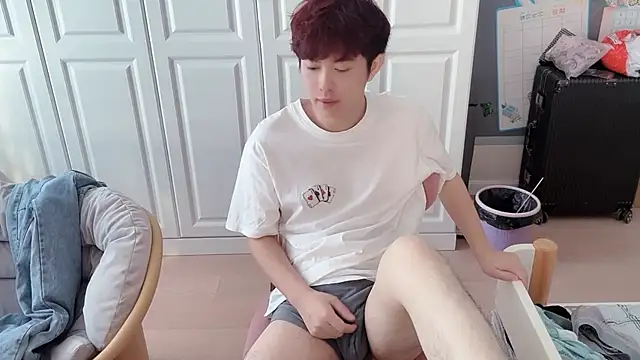 xlong00099 online show from October 12, 6:18 am