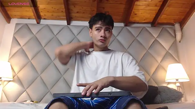 Clement Reyes online show from September 21, 12:16 pm