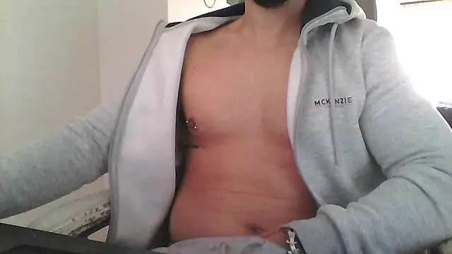 yourfantasy777 online show from February 12, 2:01 pm