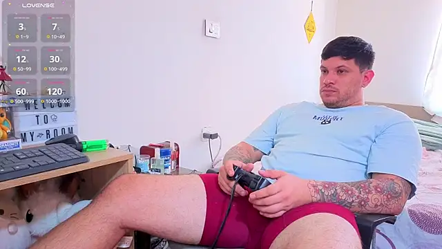 ryden 01 online show from December 4, 5:09 pm