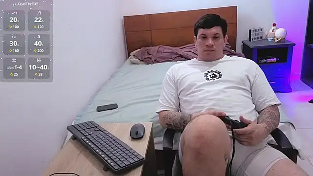 ryden 01 online show from April 12, 8:54 pm