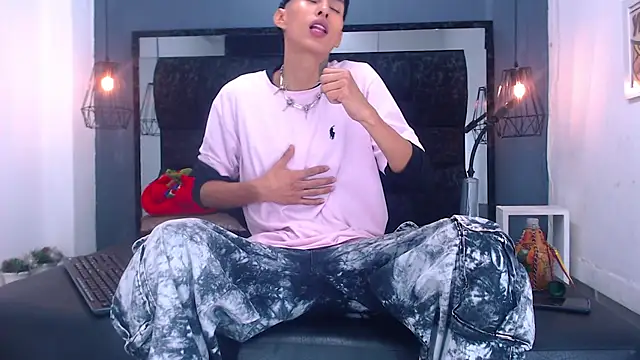 Daniel delux  online show from October 2, 1:48 pm